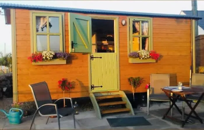 Mountain View Shepherds Hut