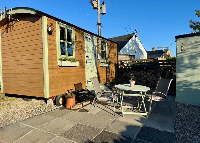 Mountain View Shepherds Hut